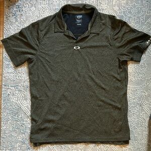 Oakley Men's Green Polo Shirt